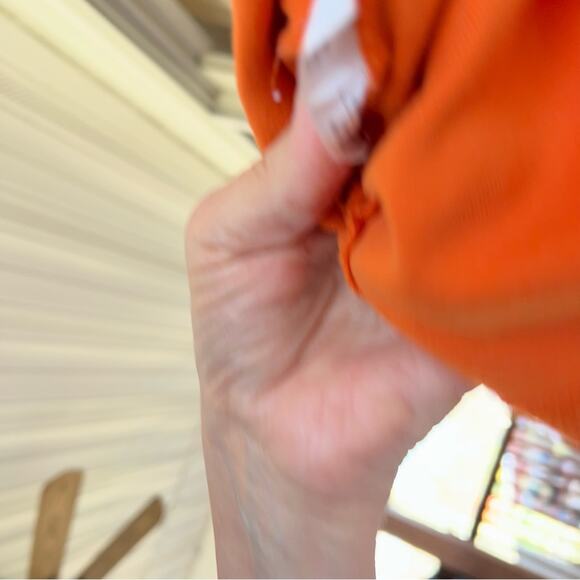 Hanes Hooded women’s long sleeve tee. Burnt orange.  Size xl.  Hanes. Length 28 - Picture 4 of 5